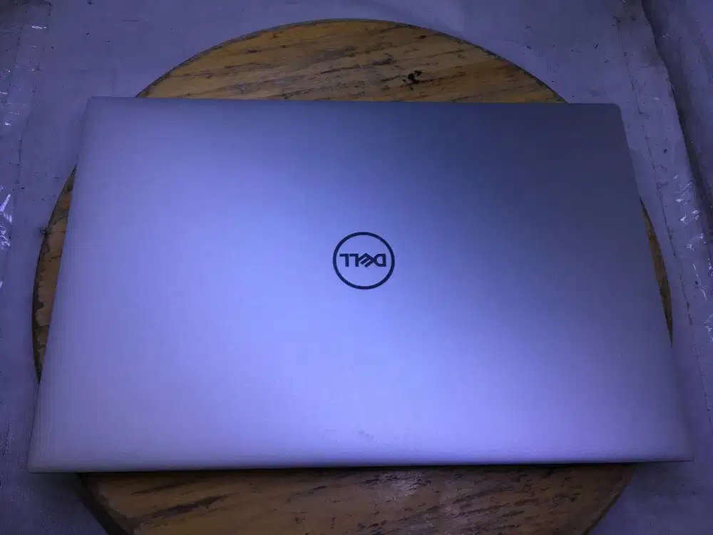 DELL XPS 15 9520 I7 12700H 40GB RAM 512GB SSD GEFORCE RTX 3050 1920 X