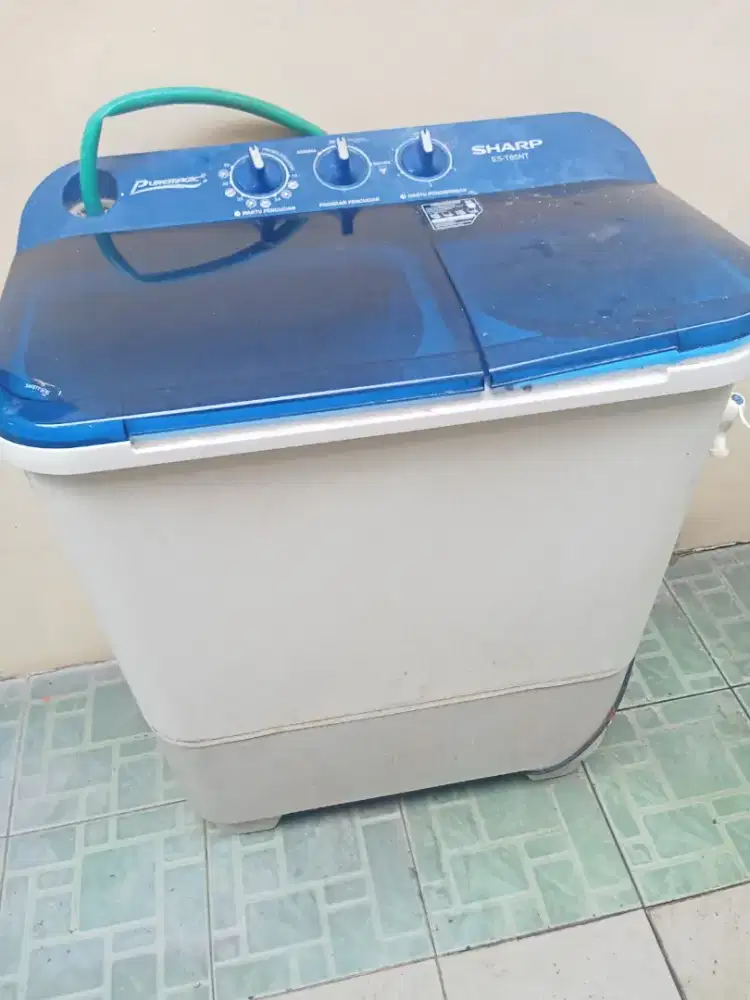 Mesin cuci Sharp