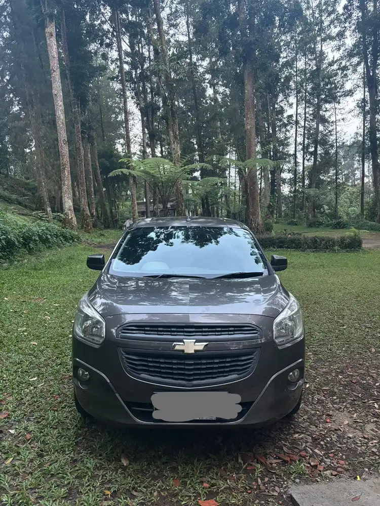 Chevrolet Spin 2014 Bensin