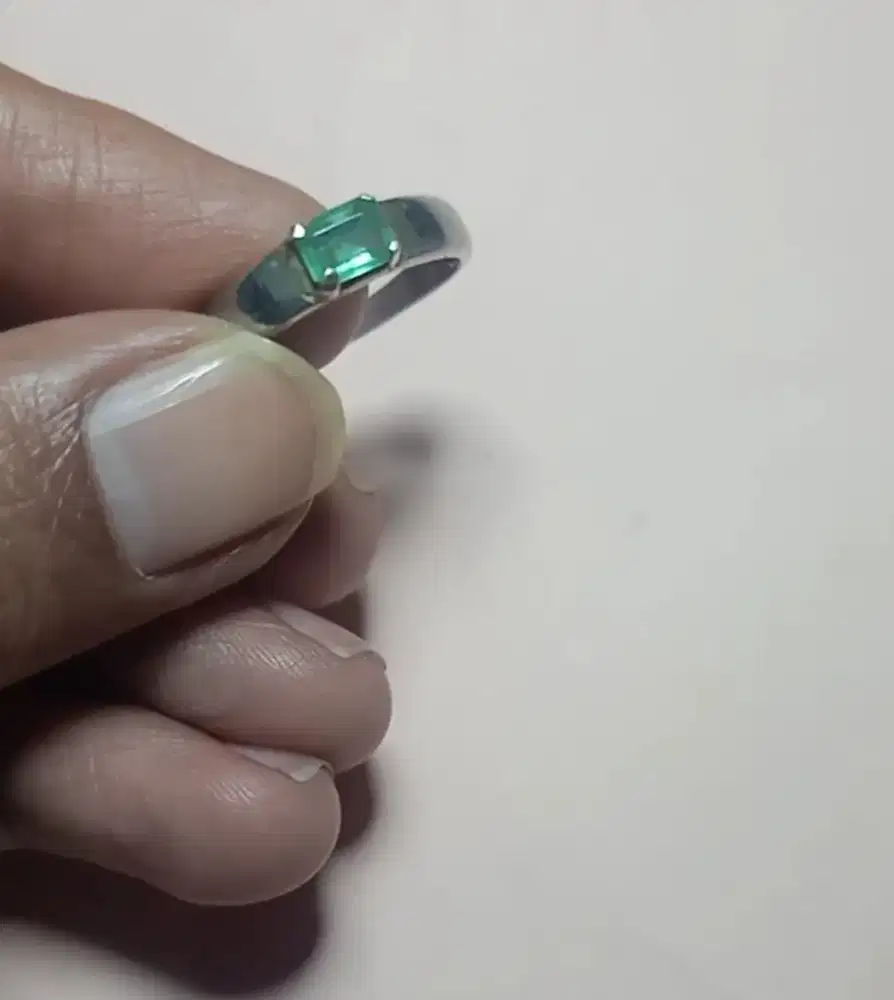 Zamrud Colombia minor ring silver