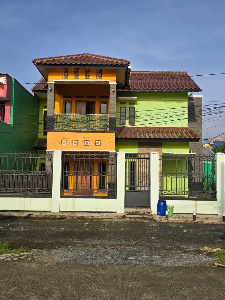 DIJUAL RUMAH SIAP HUNI  2 LANTAI – DEPOK 2 TIMUR