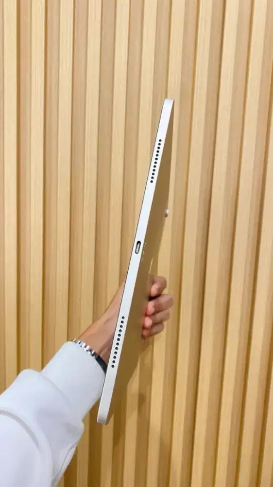 Ipad air m2 13 inch 128 wifi resmi ibox