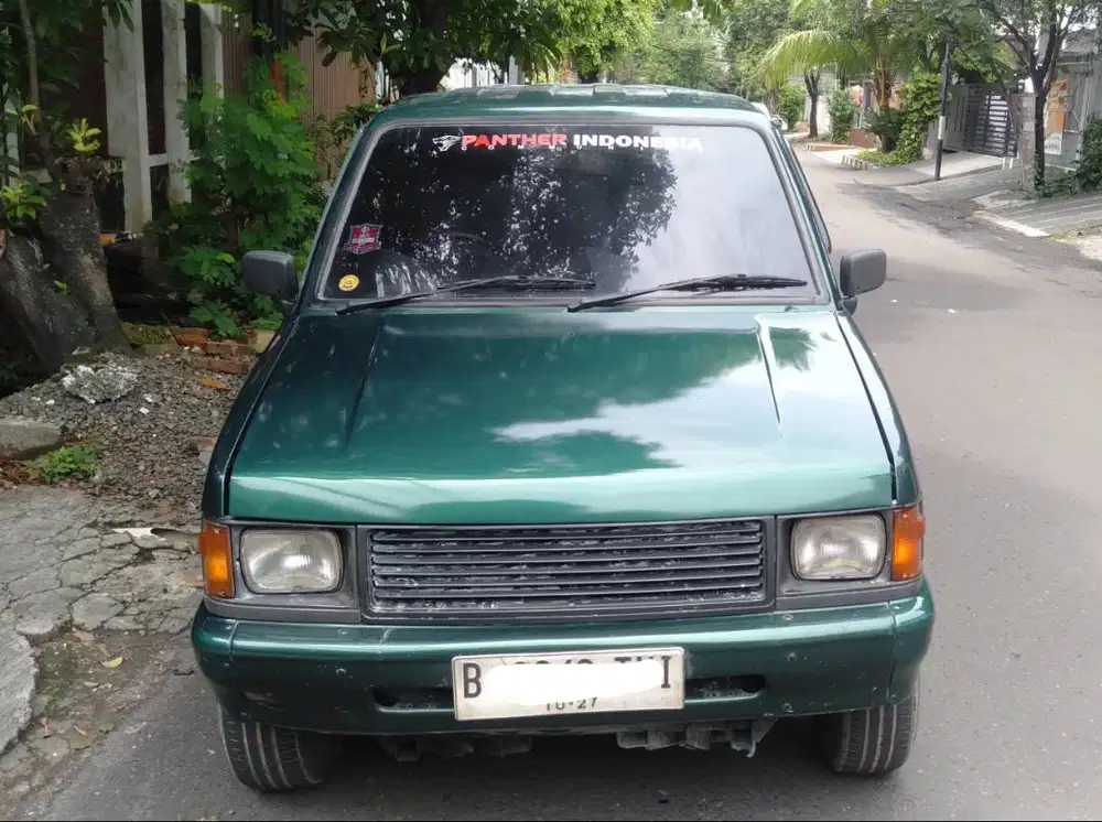 Isuzu Panther 2.3 Solar Manual 1995 Terawat