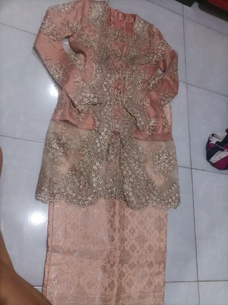 Baju kebaya hijab set