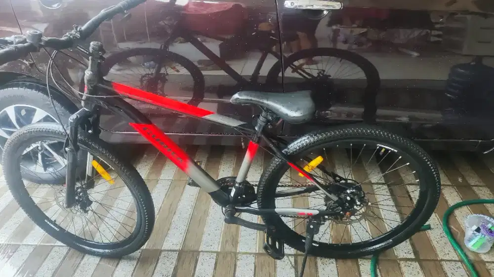 Sepeda gunung bonus sepeda anak