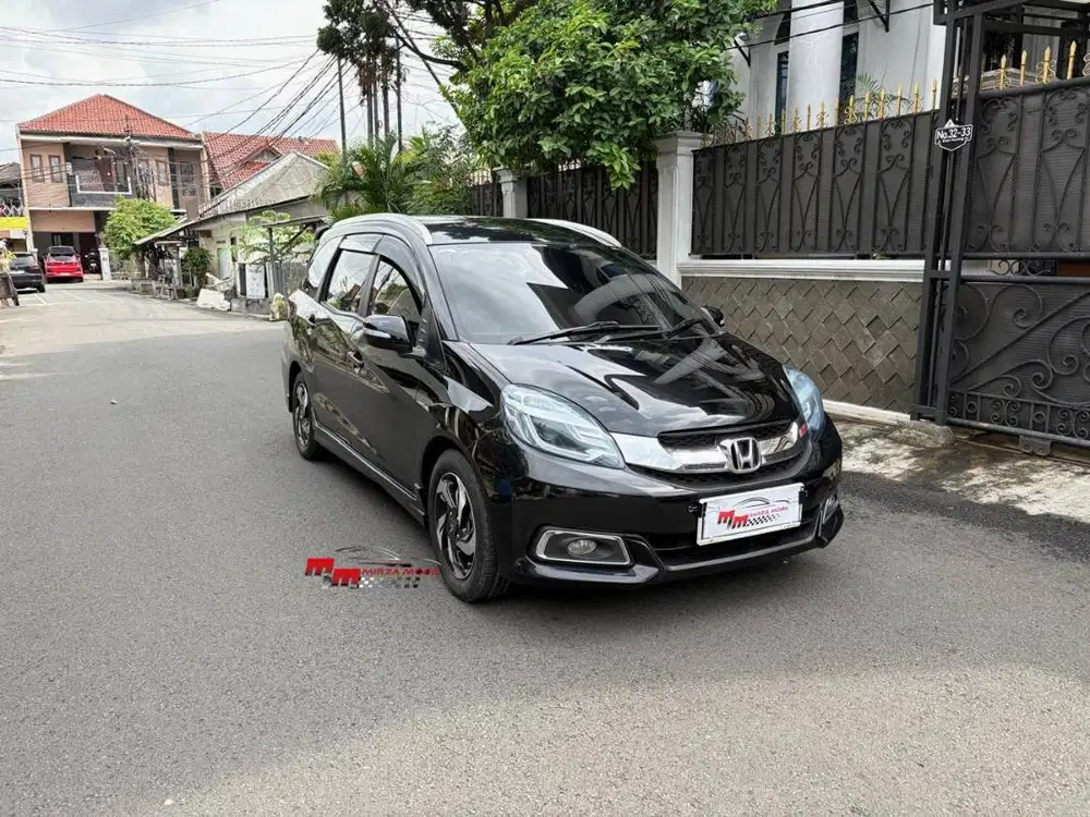 Honda Mobilio RS 1.5 AT 2015 Hitam Mutiara
