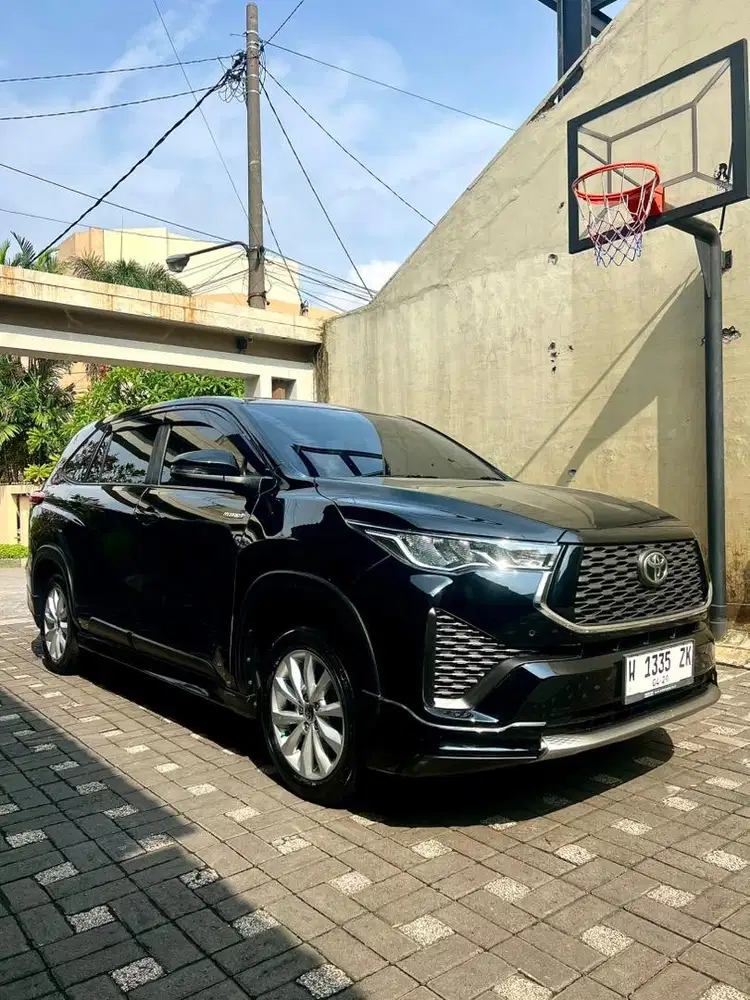 Toyota Innova Zenix V Hybrid Modellista 2023