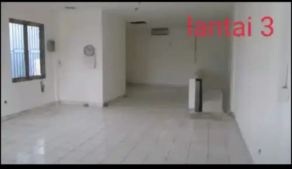 Ruangan khusus kantor sangat strategis