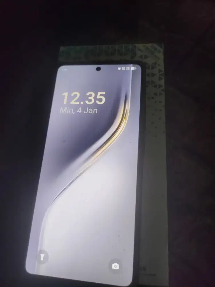 Camon 40 8/128 Pemakaan Baru 7 Bulan