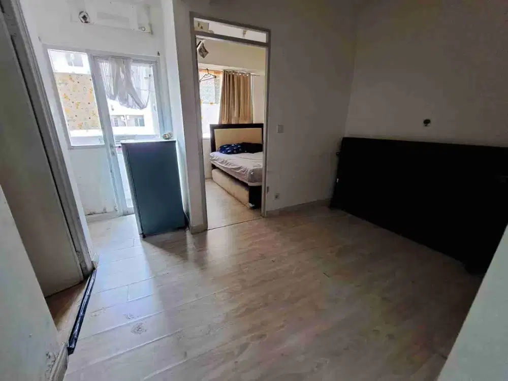 Apartemen Menteng Square Matraman dilalui LRT 1 BR dijual termurah furnished