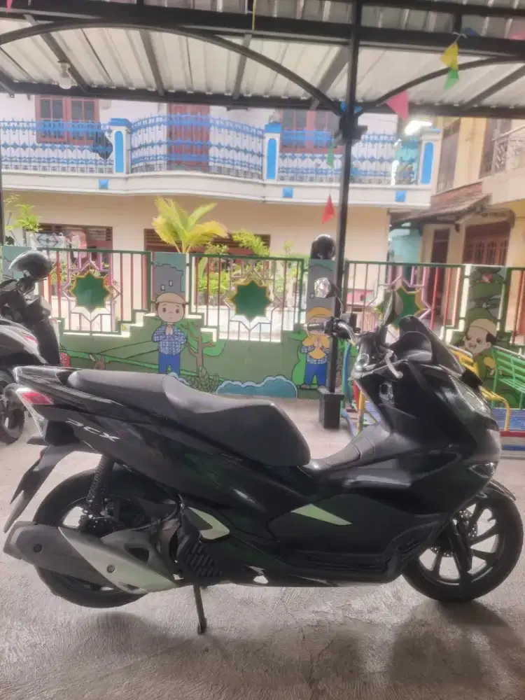 Pcx cbs 2018 black