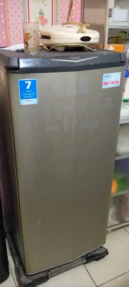 Kulkas 1 pintu merk aqua