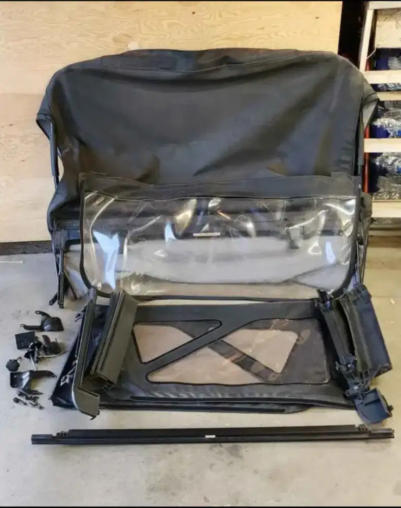 Softop jeep jk 2 pintu