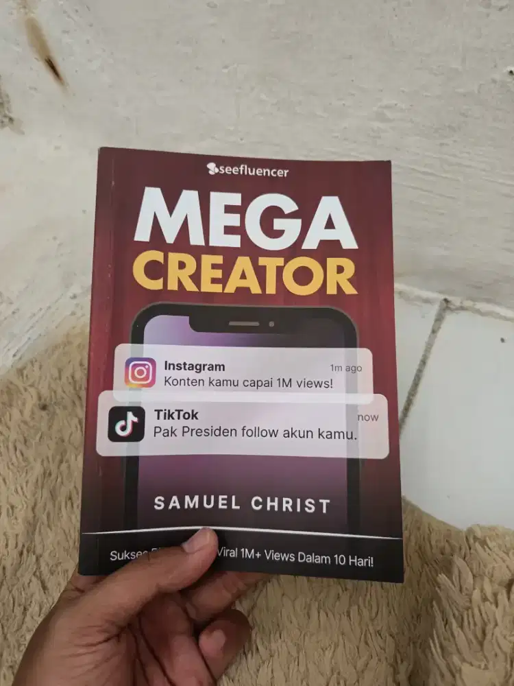 Buku MEGA CREATOR samuel chirst see fluencer