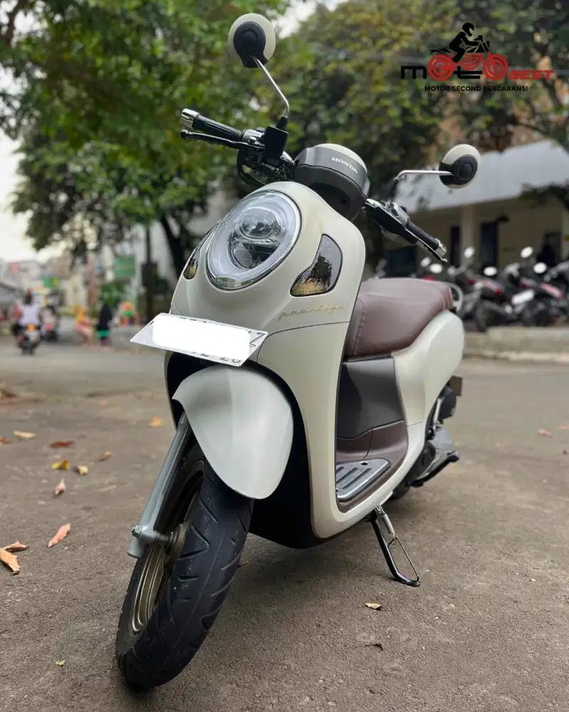 Honda Scoopy Prestige Putih 2023 Mulus!