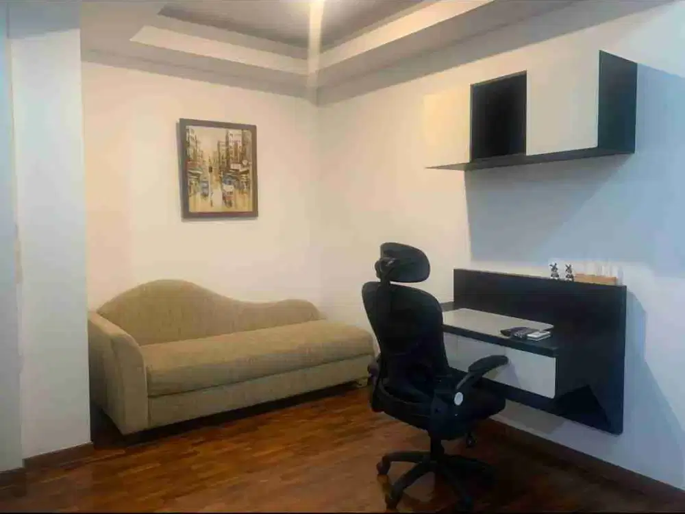 Dijual Menteng Square murah 2 kamar modif 1 kamar Type terluas furnished