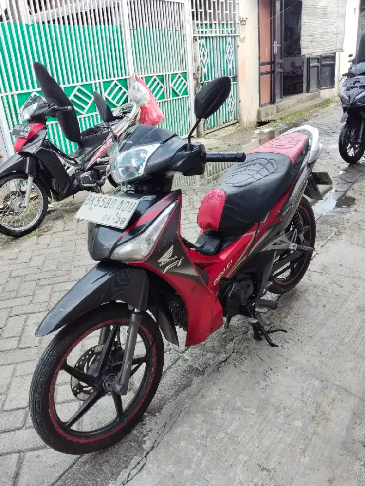 Supra x helm in tahun 2013