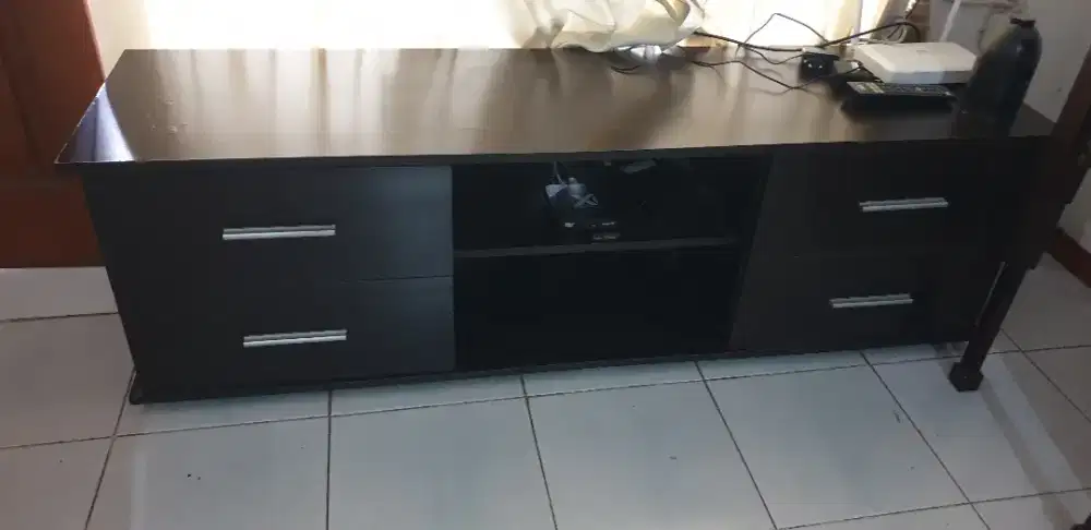 Meja rak multifungsi