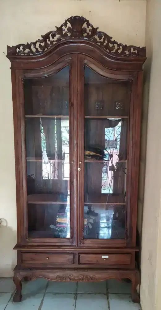Lemari Hias Ukir Jati Jepara