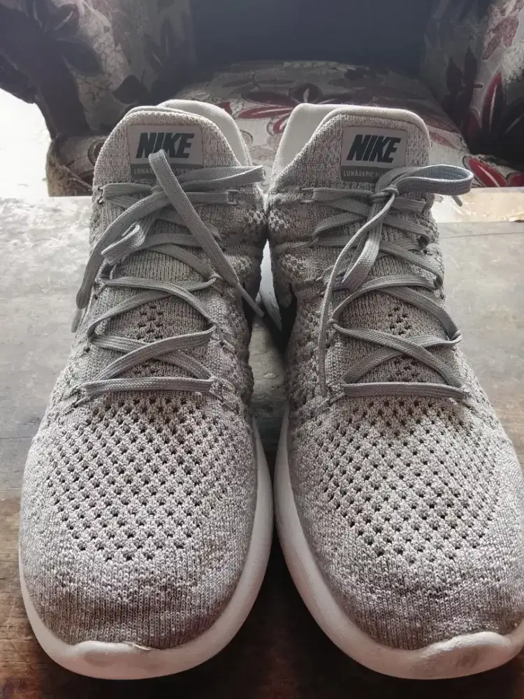 Nike Lunarlon Flyknit sz 45