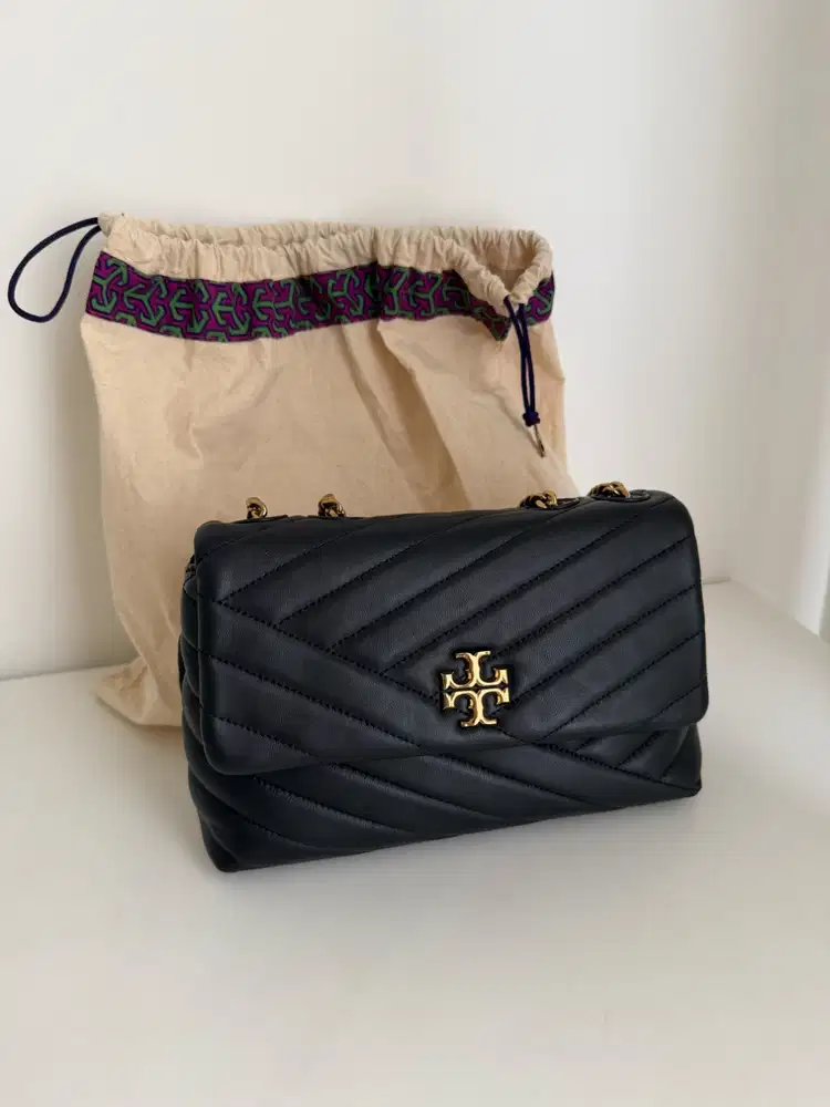 Tory Burch - Kira Chevron Small convertible shoulder bag Black