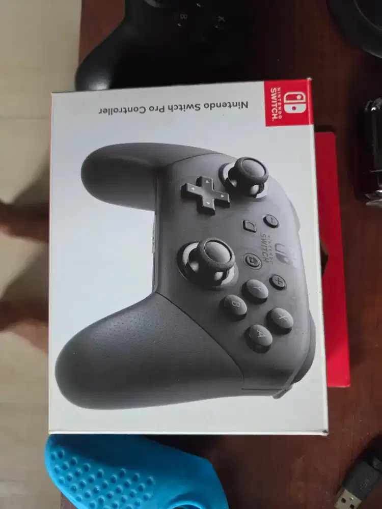 Nintendo Switxh - Pro Controller