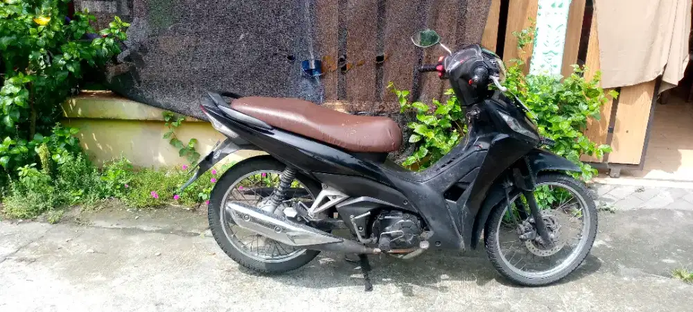 Honda REVO FI injeksi 2021