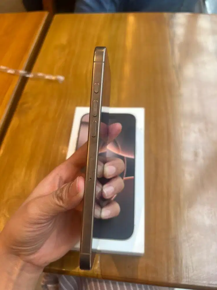 IPHONE 16Pm 256 gb like new ibox