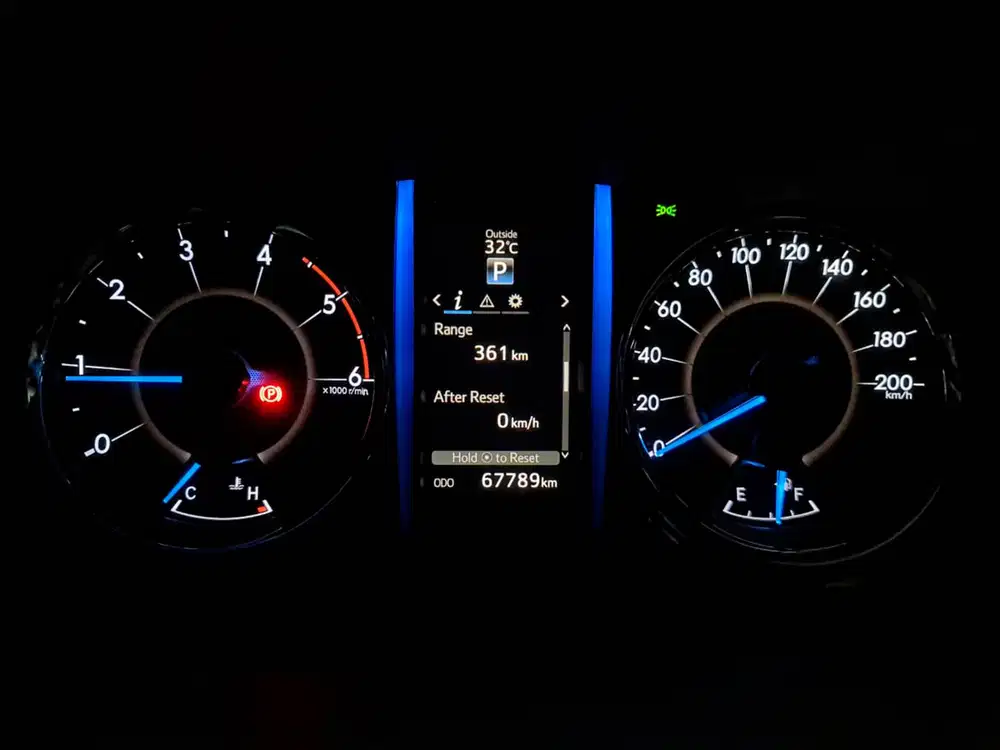 Km=67k Bunga=5,5% PAJAK=JuLy-26 GENAP TOYOTA FORTUNER 2.4 VRZ TRD 2018