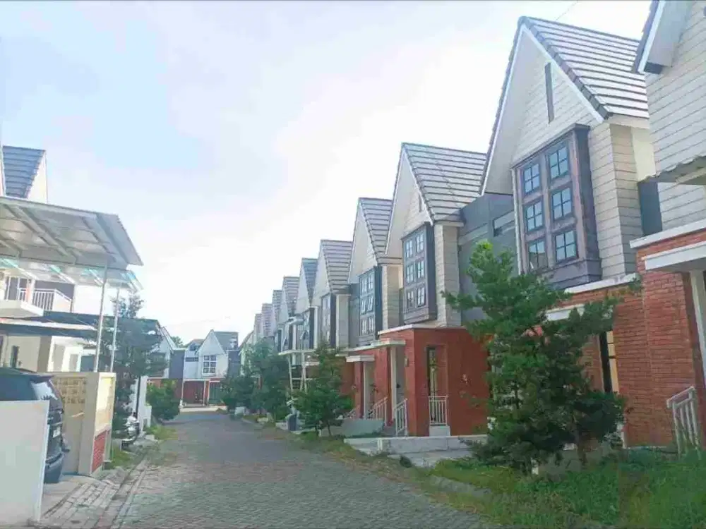 rumah ready lingkungan elite adyna residence 15 menit ke kampus dan dekat tembusan ke batu serta jalan tol