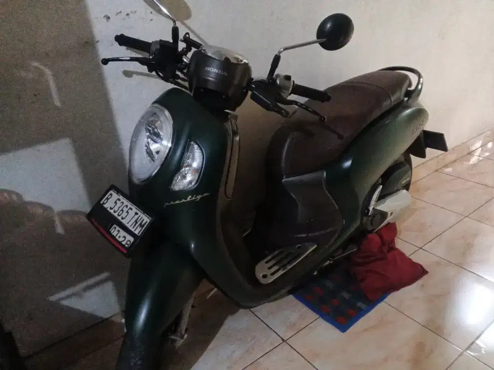 Honda Scoopy keyles istimewa km rendah