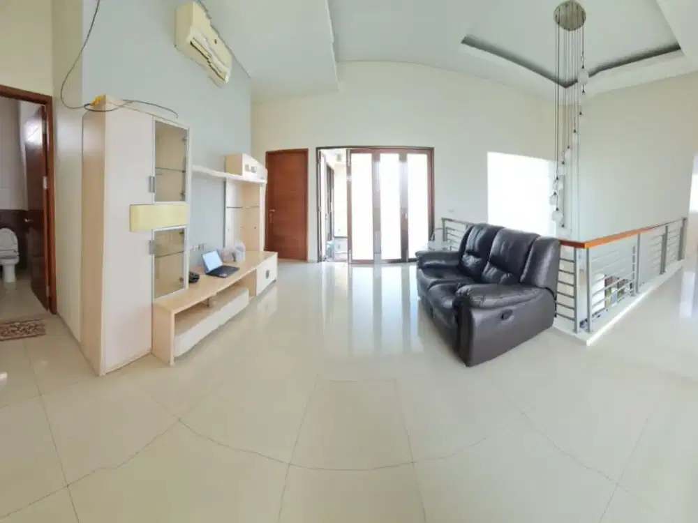 Rumah Siap Huni Furnished dengan Private Pool di Mekarwangi