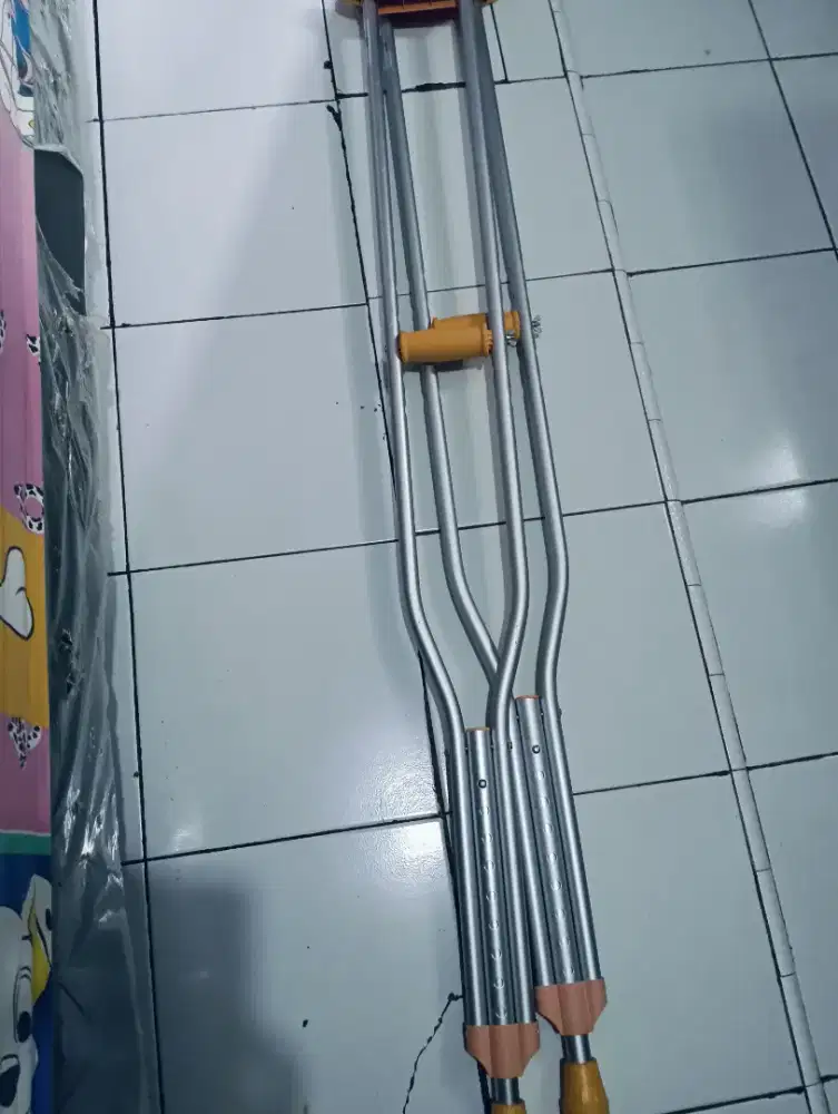 Jual tongkat Kruk dewasa