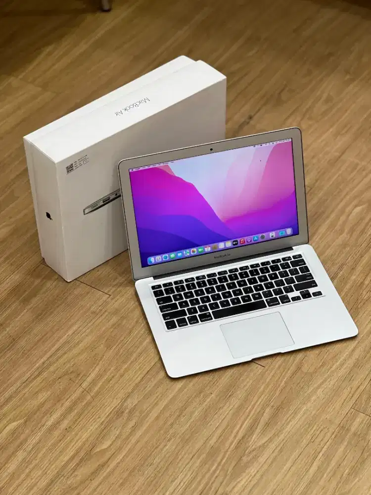MacBook Air 2017 13inch 8/128