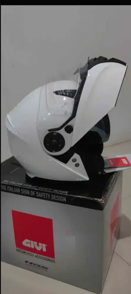 Helm givi voyager