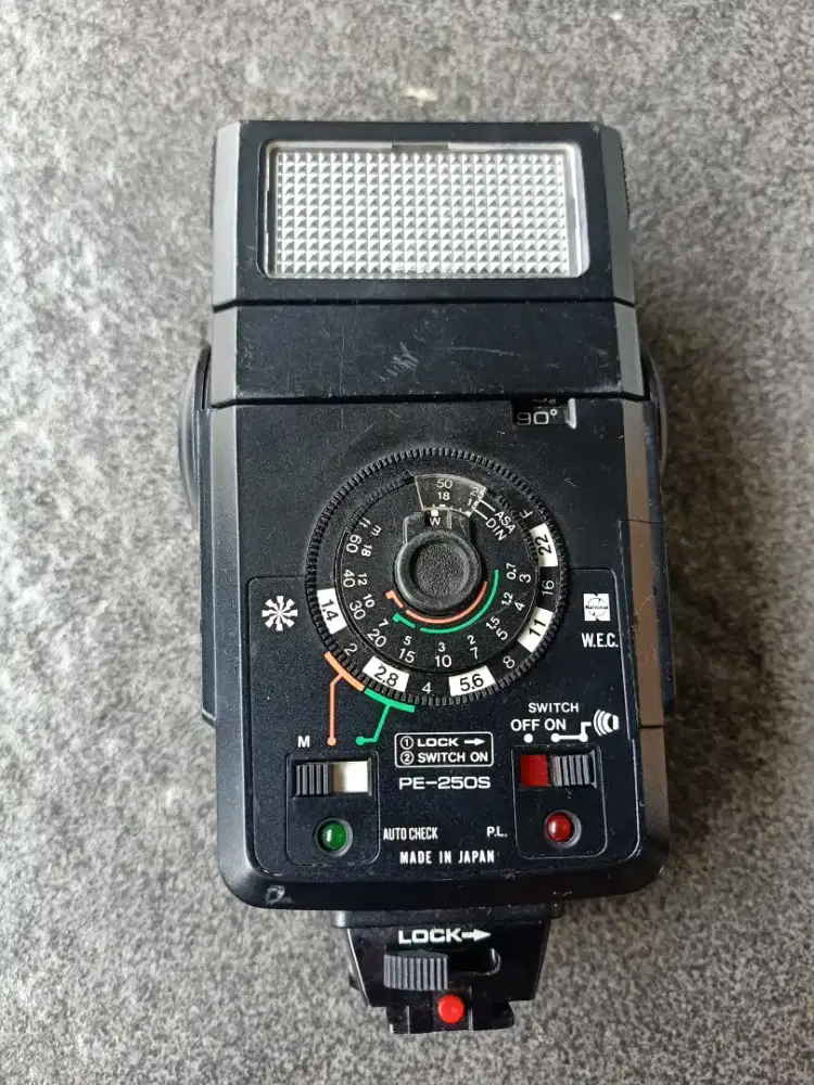 Lampu kilat kamera national  pe 250s | flash kamera National PE-250S