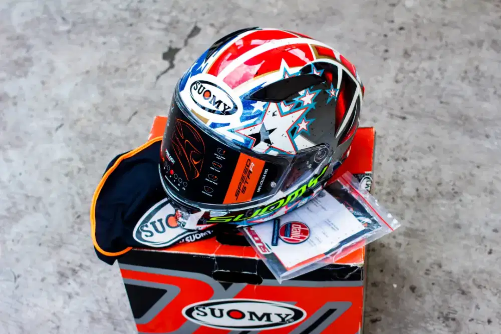 SUOMY SPEEDSTAR (SIZE M) MULUS