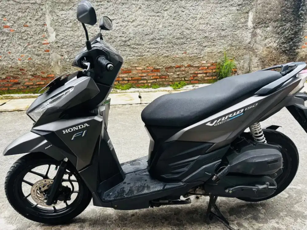 Vario LED 150cc old 2017