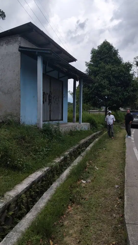 Dijual cepat tanah 360M2 pinggir jalan raya kabupaten Bogor Jasinga