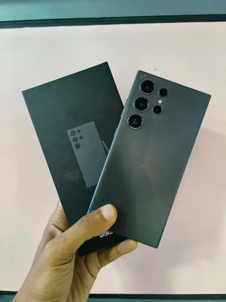Samsung S24 Ultra 12/256gb