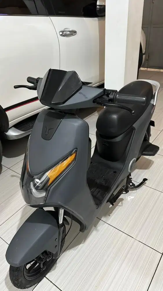 Uwinfly hitam jual murah aja