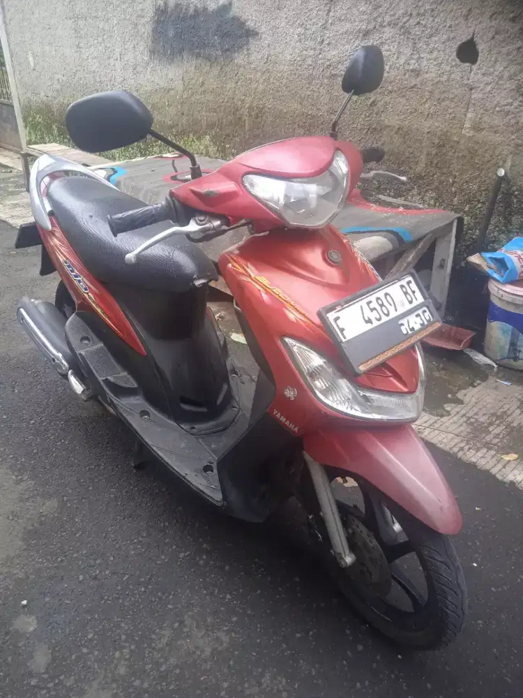 Mio smile 2009 merah