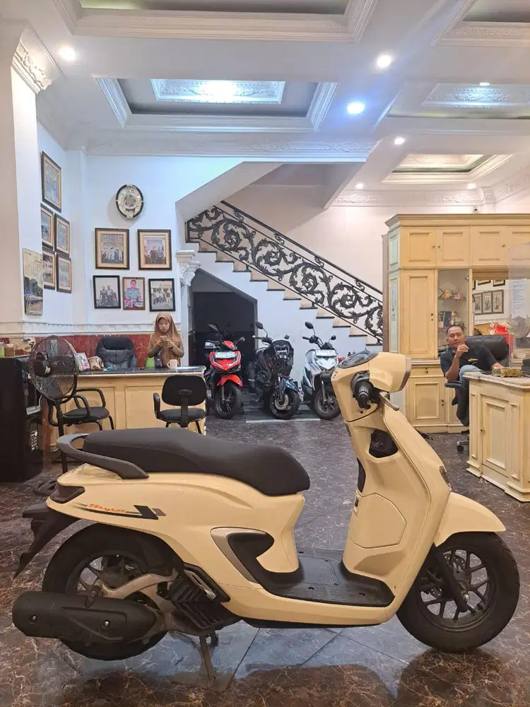 HUB DEDI DP 2 JT STYLO 160 CBS THN 2025 KM LOW KTP DAERAH BISA KREDIT