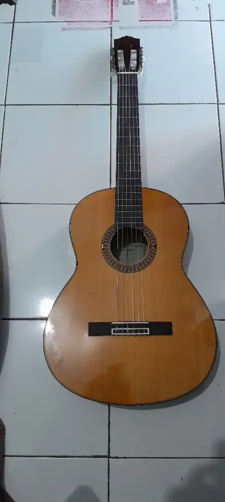 GITAR YAMAHA C-370 Preloved