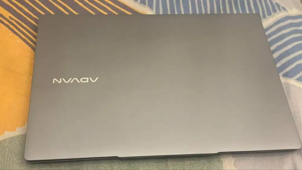 ADVAN Workmate Core i3