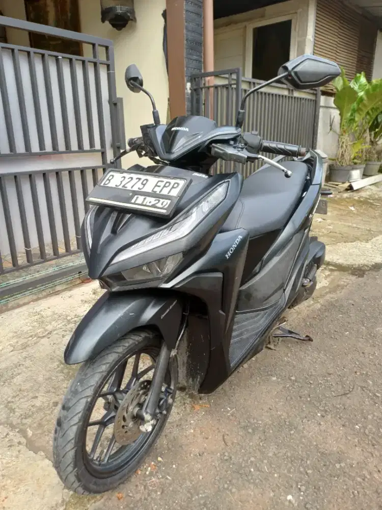HONDA VARIO 125 CBS ISS TAHUN 2019
