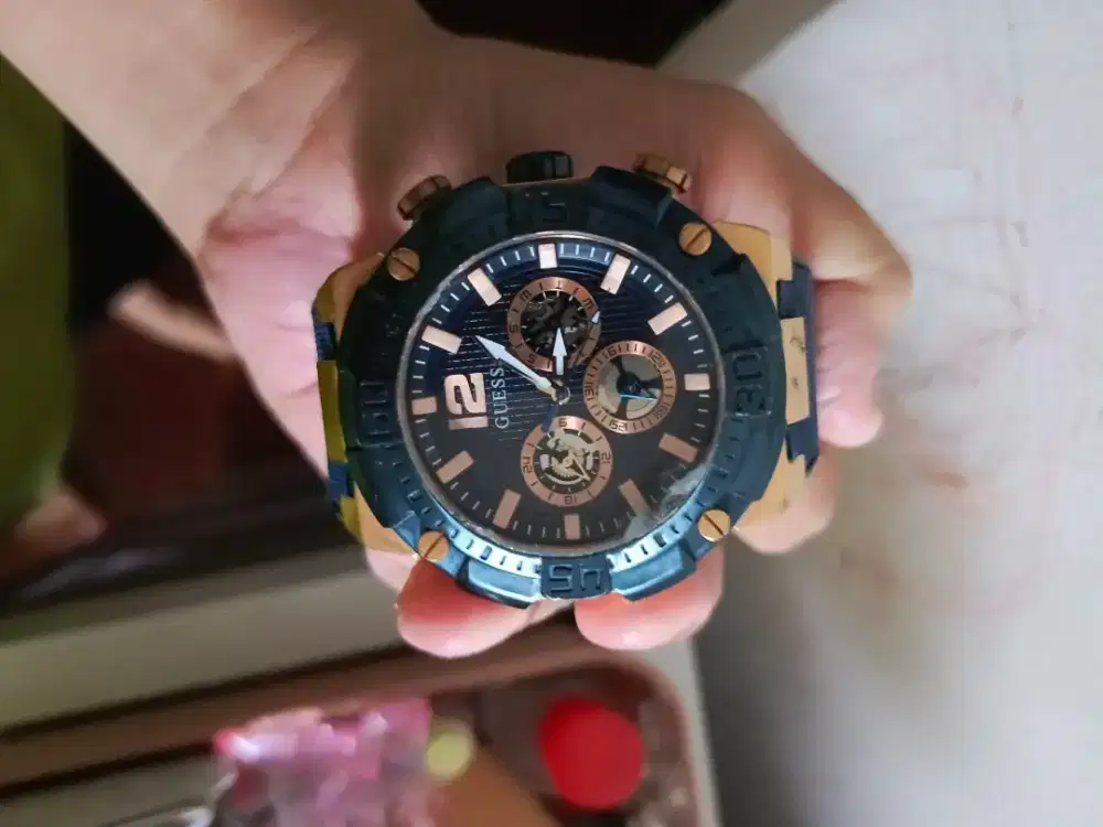 DI JUAL JAM ORIGINAL GUESS KONDISI KACA PECAH