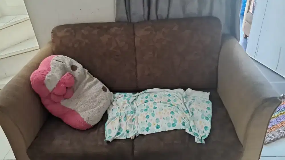 Sofa 2 dudukan + 1 dudukan + 1 dudukan + 1 bench