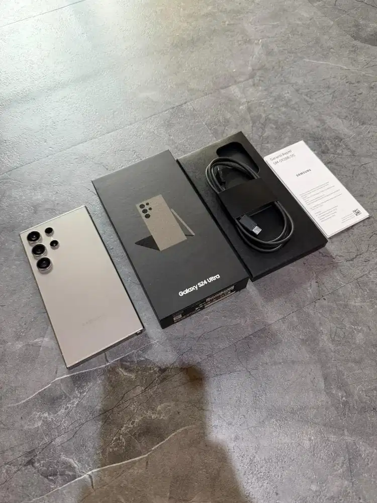 Samsung s24 Ultra 12GB/256GB ex SEIN