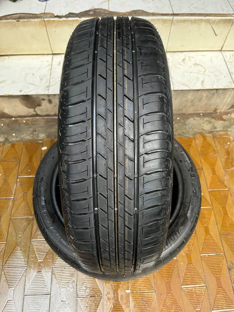 Ban Bridgestone Ecopia EP150 New Old Stock 205 65 r16 1Pcs